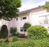 Zentrumsnahe 3-Zimmer-Wohnung mit Balkon inklusive Stellplatz - Siegburg