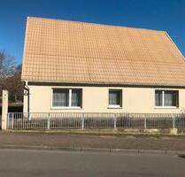 Haus zu verkaufen - 180.000,00&nbsp;EUR Kaufpreis, ca.&nbsp; 80,00&nbsp;m&sup2; in Samtens (PLZ: 18573)