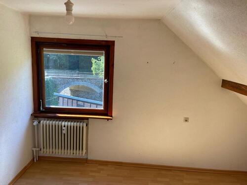 Foto - 2-Zimmer Wohnung , Küche, Bad - 320,00 EUR Kaltmiete,
