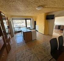 Mit Terrasse-helle, teilmöblierte 2,5-Zimmer Wohnung zu vermieten - Dasing