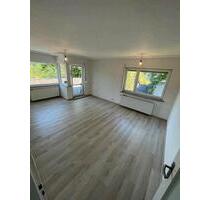 helle 2-Zimmer-Wohnung mit großem Balkon und toller Aussicht - Gerbrunn