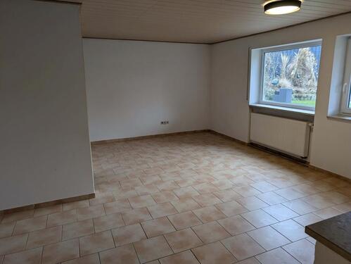 Foto - ***gepflegte, ruhige 2 Zimmer Souterrain Wohnung in Burgoberbach, inkl. Stellplatz***