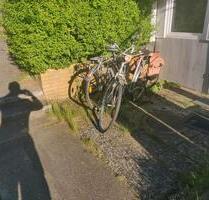 Motorradstellplatz vor der Haustür - Hamburg Harburg