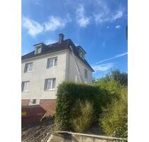 Dachgeschosswohnung *** Erstbezug nach vollständiger Sanierung ** - Velbert Pöthen
