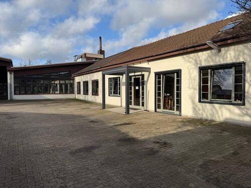 Foto - Gewerbeimmobilie in zentraler Lage – ehemalige Tischlerei