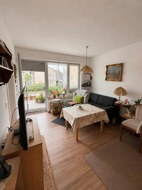 Foto - 1,5-Zimmer-Wohnung mit Balkon, EBK & Stellplatz