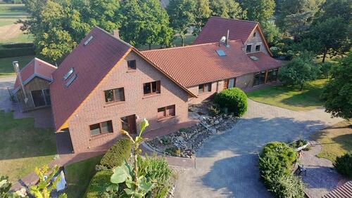 Foto - Anwesen in fast Alleinlage Mehrgenerationen Haus Resthof