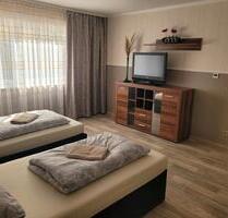 Monteurzimmer Ferienwohnung - 90,00&nbsp;EUR Kaltmiete, ca.&nbsp; 70,00&nbsp;m&sup2; in Sinsheim (PLZ: 74889)