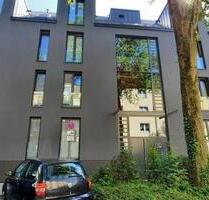 Bei VIVAWEST die Sonnenstrahlen auf dem eigenen Balkon genießen. - Essen Stadtbezirk II