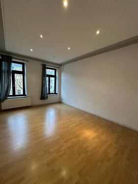 Foto - Wunderschöne 2-Zimmer-Altbauwohnung in zentraler Lage