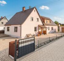 DDH in Traumhafter Lage! - 525.000,00&nbsp;EUR Kaufpreis, ca.&nbsp; 125,00&nbsp;m&sup2; in Augsburg (PLZ: 86156) Bärenkeller