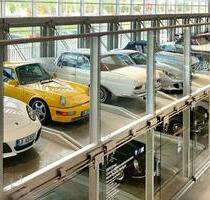 Einstellplätze für exklusive Fahrzeuge - Motorworld Böblingen