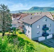 Helle 2-Zimmer-DG-Wohnung mit Burgblick in Owen