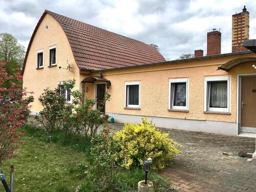Foto - Haus zur Miete (4 Zimmer) - ideal als WG für Studierende Paare
