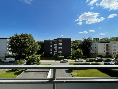 Foto - Provisionsfrei zu verkaufen! 4-Zimmer Wohnung mit Balkon & Garage