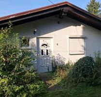 Kleines Wochenendhaus in ruhiger Lage in Merkenfritz von privat - Hirzenhain