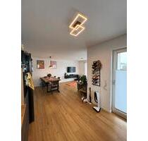 Helle 3-Zimmer-Wohnung mit großem Balkon - Neubau - KFW 40 - Straubing