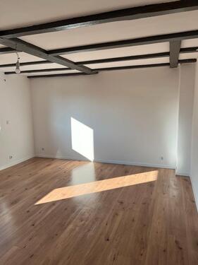 Foto - Kernsanierte 2 Zimmerwohnung - 850,00&nbsp;EUR Kaltmiete, ca.&nbsp; 72,00&nbsp;m&sup2;