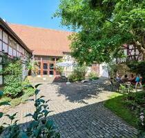 Fränkischer Vierseithof in ländlicher Idylle - Stadtlauringen