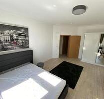 Rundum sorglos Paket! Möbliertes WG-Zimmer WLAN & NK in renovierter 4-Zi Whg 2 Min. von Meckenheim - Wachtberg Rundum sorglos Paket! Möbliertes WG-Zimmer WLAN & NK in renovierter 4-Zi Whg 2 Min. von Meckenheim - Wachtberg