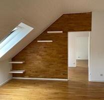 Gemütliche Dachgeschosswohnung (2. OG) - Idstein
