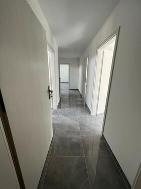 Foto - Moderne 4,5-Zimmer-Neubauwohnung mit Balkon & Garage