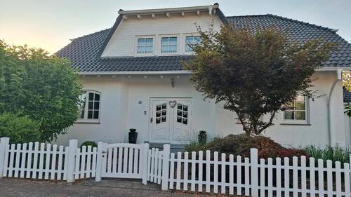 Foto - Einfamilienhaus zu verkaufen - 620.000,00&nbsp;EUR Kaufpreis, ca.&nbsp; 186,00&nbsp;m&sup2;