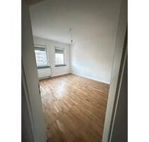 Helle 3-Zimmer-Wohnung mit Kaminanschluss - Kassel Niederzwehren