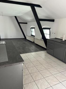 Foto - Mietwohnung 103 qm - 490,00&nbsp;EUR Kaltmiete, ca.&nbsp; 103,00&nbsp;m&sup2;