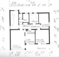 Helle 5-Zimmer-Wohnung mit Balkon in Leonberg