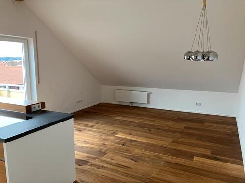 Foto - Dachgeschoßwohnung in Schwifting zur Miete