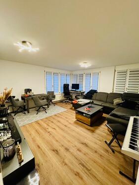 Foto - Lichtdurchflutete ETW 3Zi + Küche Bad Keller Loggia HWR