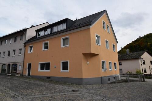 Foto - Mehrfamilienhaus mit 3 Wohneinheiten an privat zu verkaufen