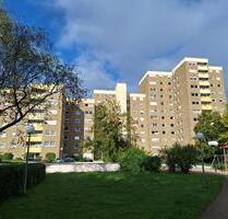 Frisch renovierte 3,5-Zi.-Wohn. mit neuer Einbauküche & Weitblick - Stuttgart Botnang