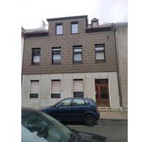 Zweifamilienreihenhaus - 65.000,00&nbsp;EUR Kaufpreis, ca.&nbsp; 147,00&nbsp;m&sup2; in Netzschkau (PLZ: 08491)