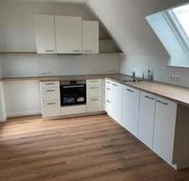 Zur Miete: Traumhafte 3 Zimmer Dachgeschosswohnung mit Balkon - Heiligenhafen