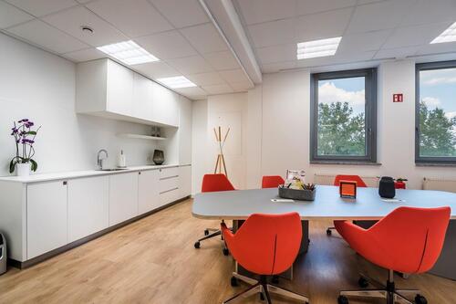 Foto - Flexible Büros und Arbeitsplätze in einem modernen Businesspark - All-in-Miete