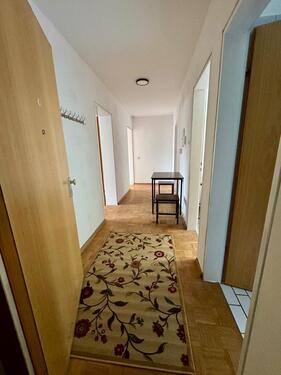 Foto - Neue WG in frisch renovierter, zentral gelegener 4-Zimmer-Wohnung