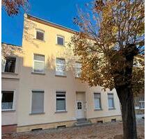 Gepflegte 1,5 Zimmer Wohnung Hochpaterre Steinstrasse - Bernburg (Saale)