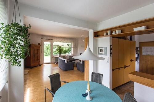 Foto - 7 Zimmer Einfamilienhaus zum Kaufen in Kelkheim (Taunus)