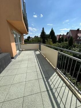 Foto - Helle, möblierte 3,5 Zimmer Wohnung m. gr. Terrasse Lauf rechts