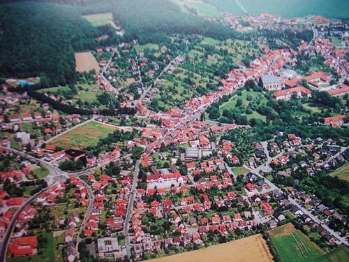 Foto - EFH mit großem Grundstück-Randlage-modernisiert-Ausbaureserve