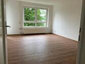 Foto - Schöne 2-Zimmer Wohnung mit neuen Bodenbelägen und Balkon zu vermieten