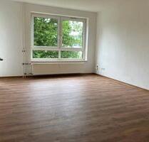 Schöne 2-Zimmer Wohnung mit neuen Bodenbelägen und Balkon zu vermieten - Melsungen