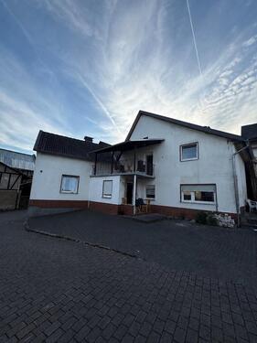 Foto - Vermietetes Einfamilienhaus mit ca. 1200€ Mieteinnahmen