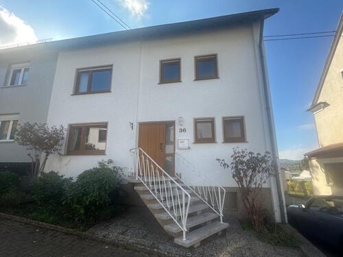 Foto - Merzig * Innenstadt * solides geräumiges Einfamilienhaus * Garage