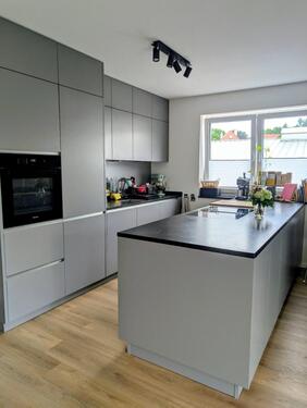 Foto - 4-Zimmer Wohnung mit EBK und Balkon