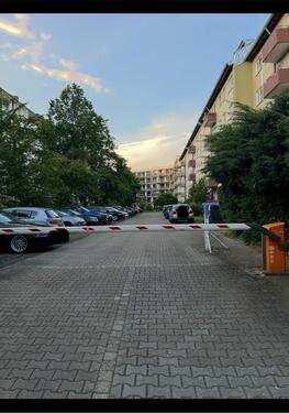 Foto - Parkplatz Auto Parkplatz außenstellplatz