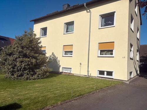 Foto - Einziehen & wohlfühlen: 3 - ZKB DG mit moderner EBK und frisch saniertem Bad