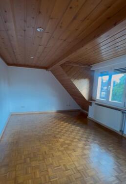 Foto - 2.5 Zimmer Dachgeschoßwohnung zur Miete in Meerbusch